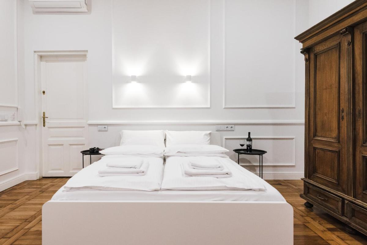 Old Time Apartments - Housity
