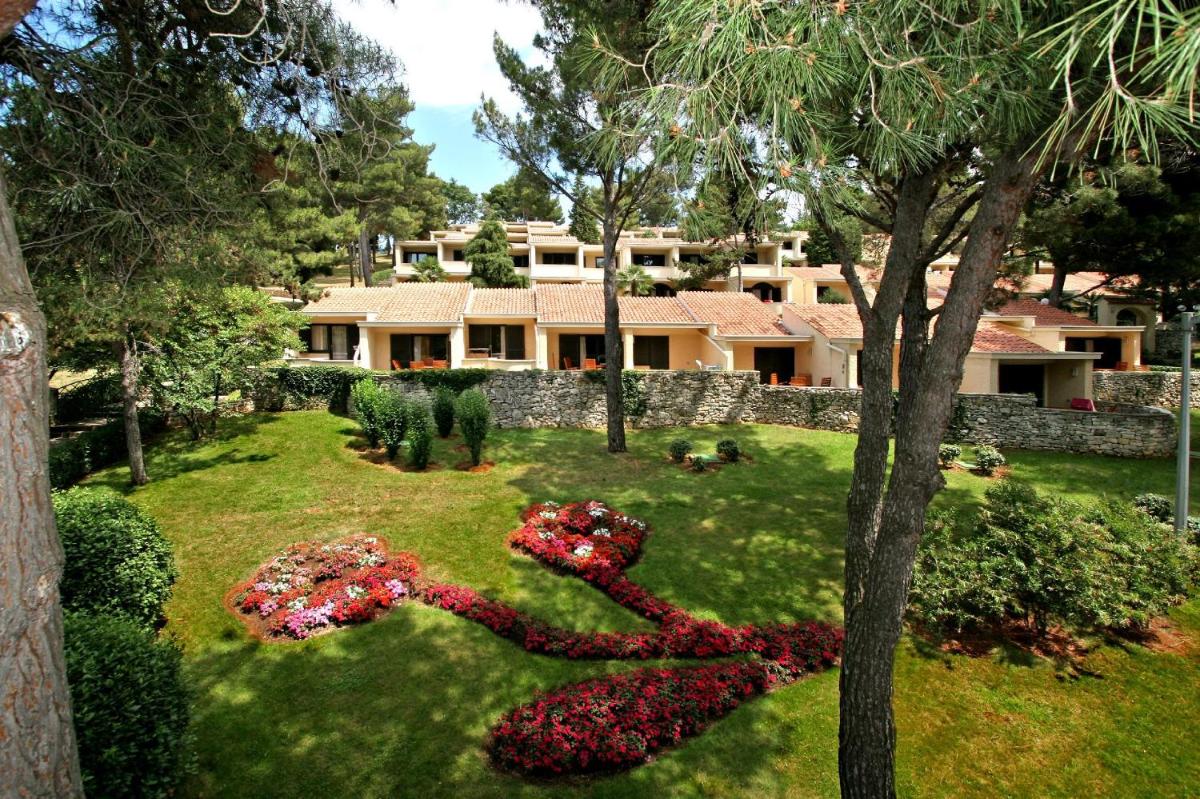 Apartments Bellevue Plava Laguna - Housity