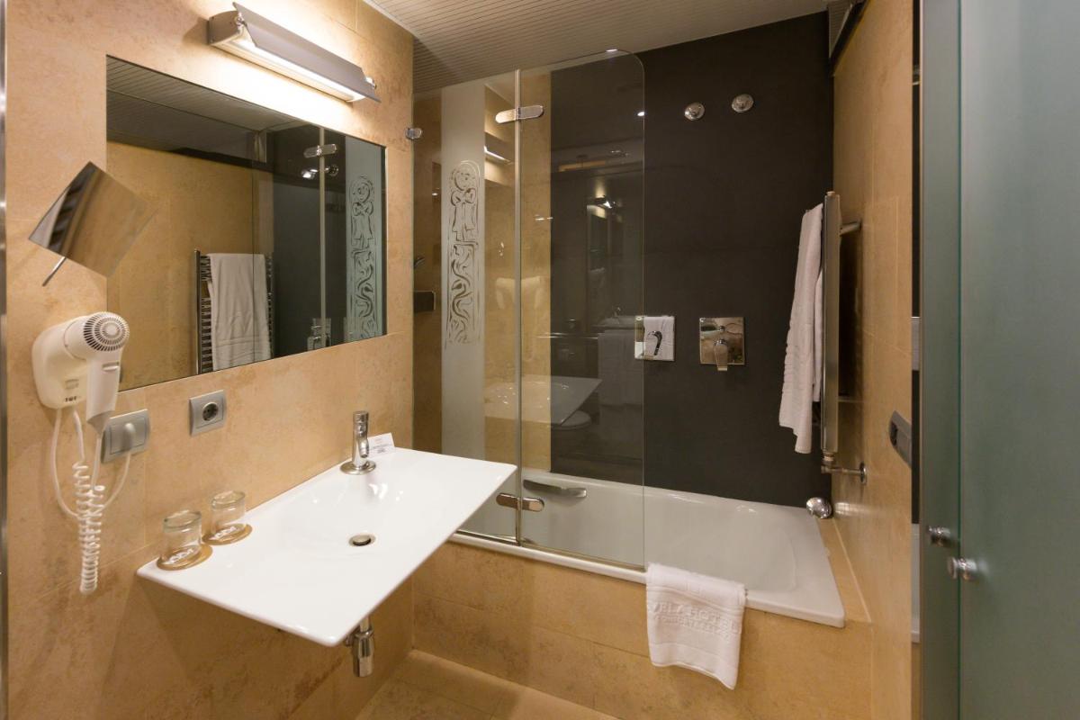 Un baño de Hotel Fruela