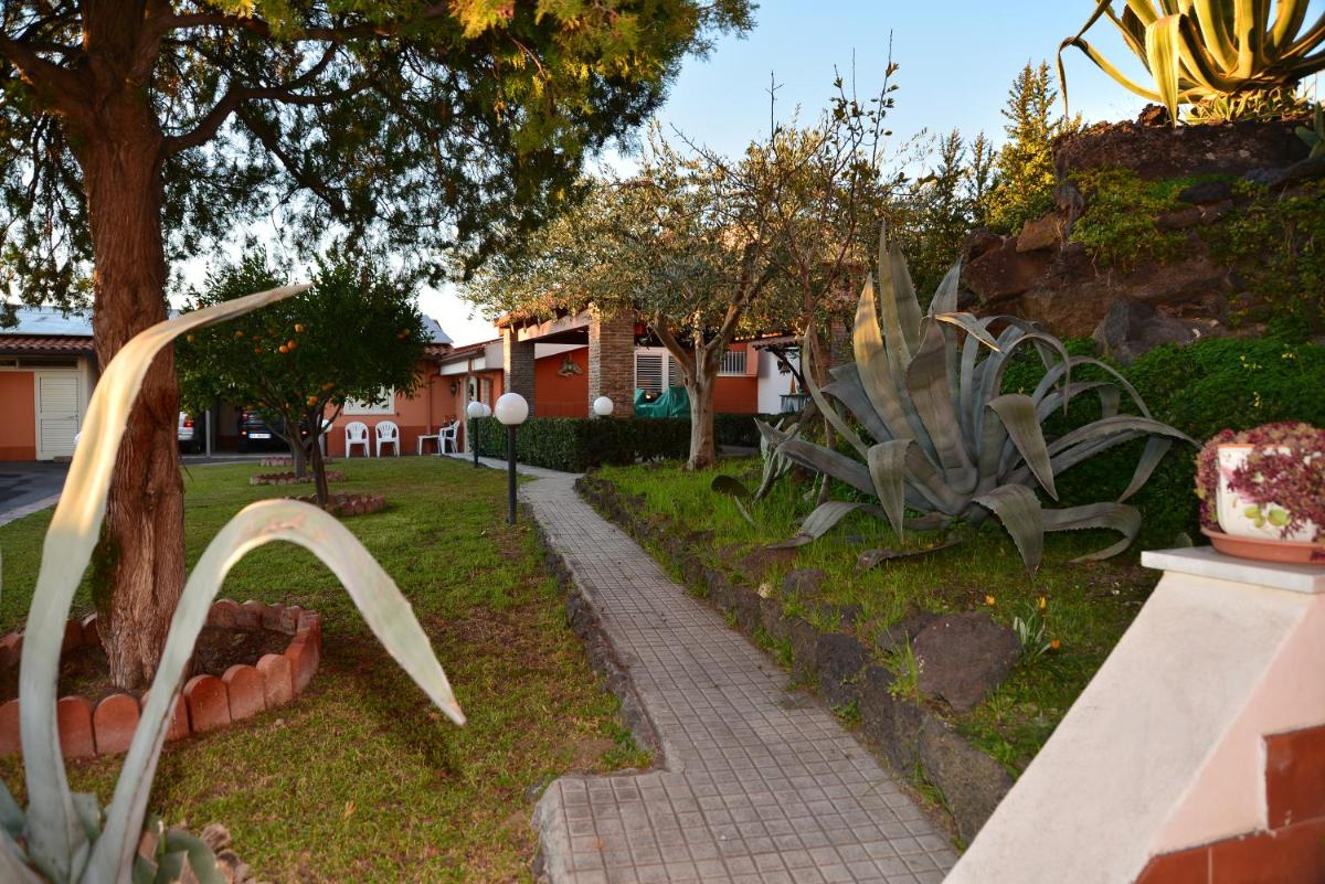 Villa Cinzia - Housity