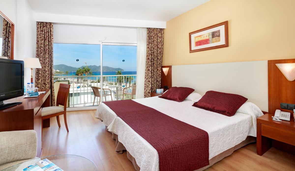 Cama o camas de una habitación en CM Castell de Mar