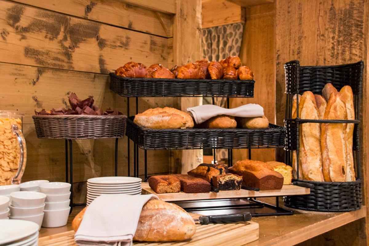 Nourriture dans l'hôtel ou à proximité
