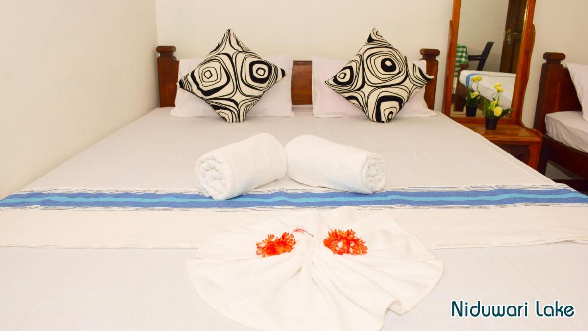 Niduwari Lake Homestay - Hizvo