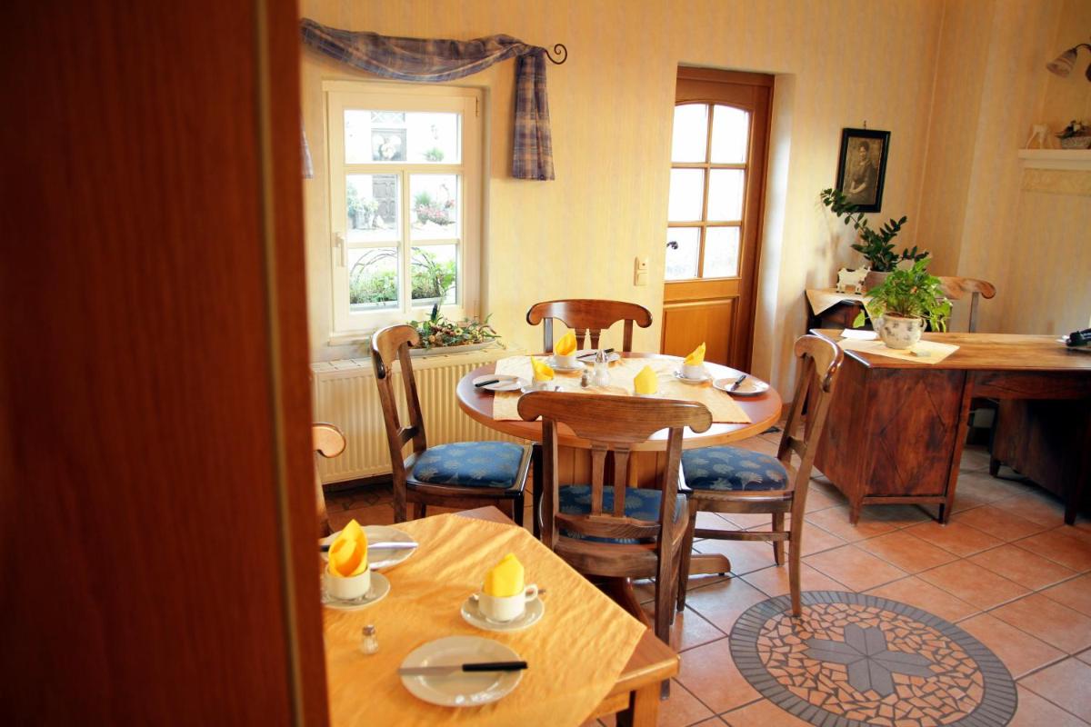 Landhotel Nonnenroth - Housity
