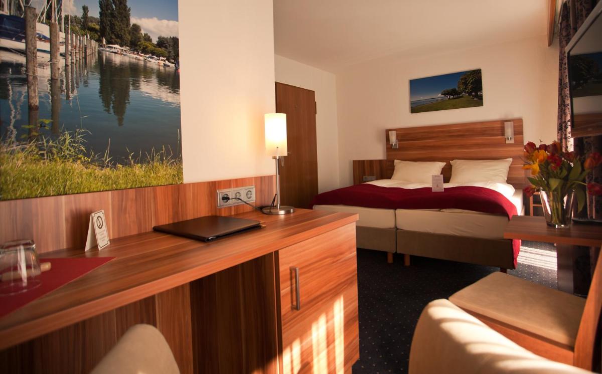Hotel Knaus am Hafen - Housity