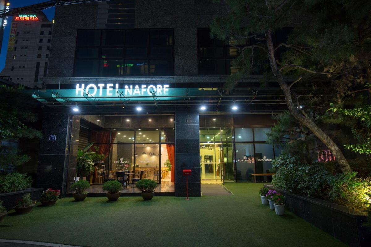 Hotel Nafore - Housity