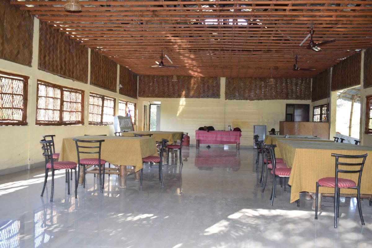 Camp Rhino Resort - Housity