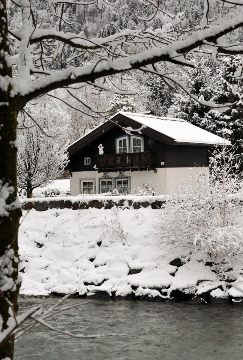 Rosis Cottage - Housity