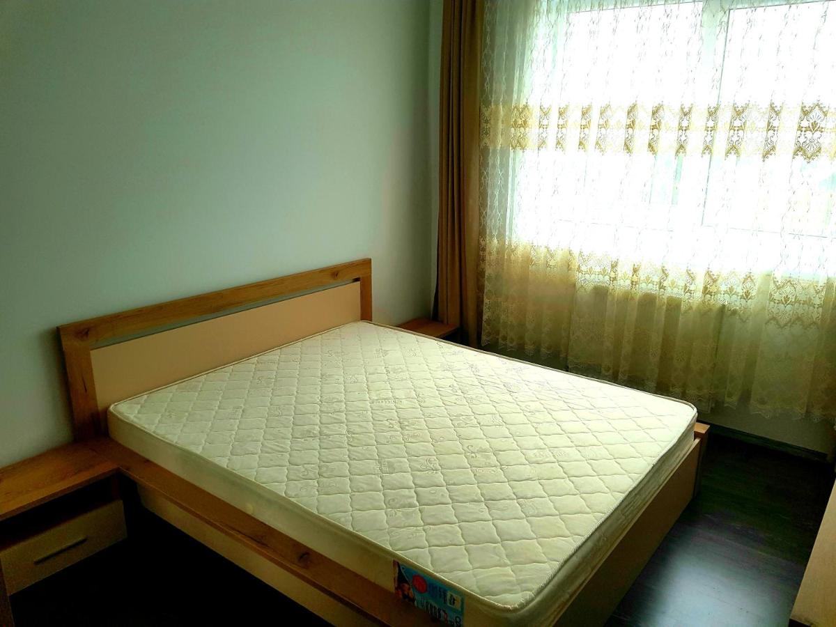 Suitetrails - HappyHome Central Deluxe Apartments
