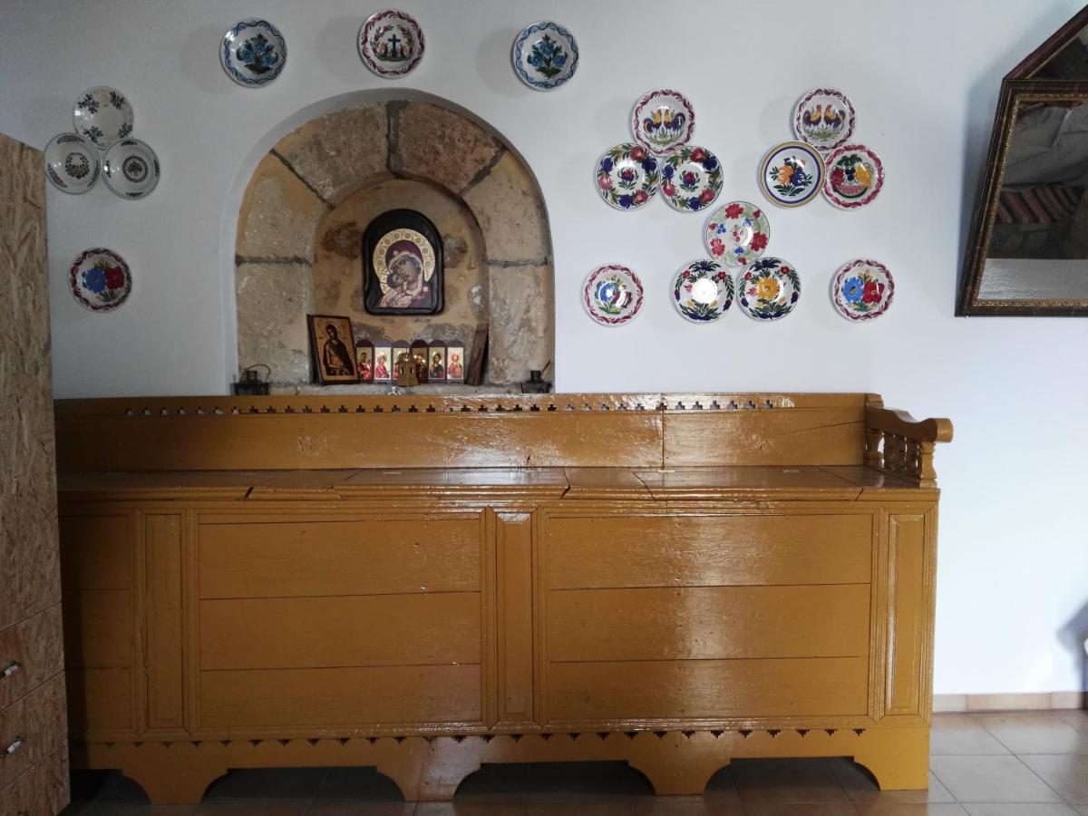 Kellas traditional house - Housity