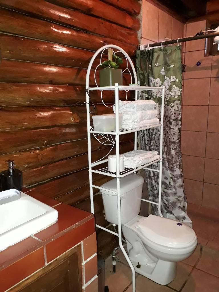 CABAÑA de Mi JARDÍN EN DOTA - Housity