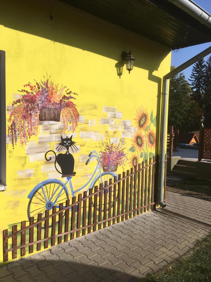 Penzion Krásný Dvůr - Housity