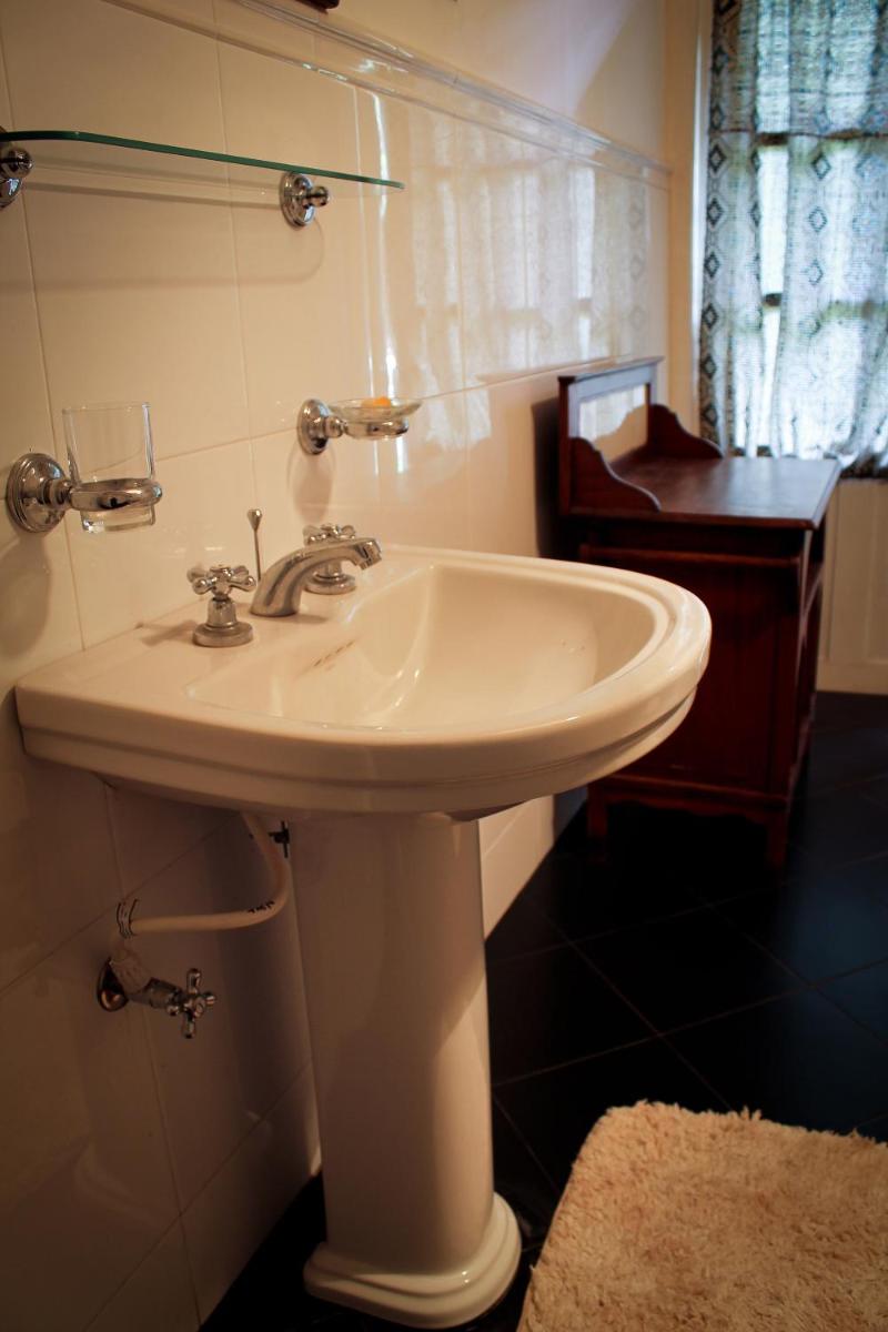 Hatale Tea Estate Bungalow - Housity