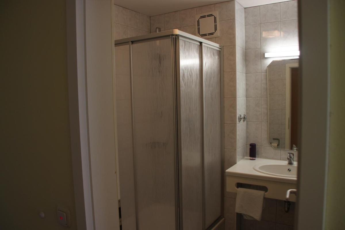 Gasthof Hotel zur Post - Housity