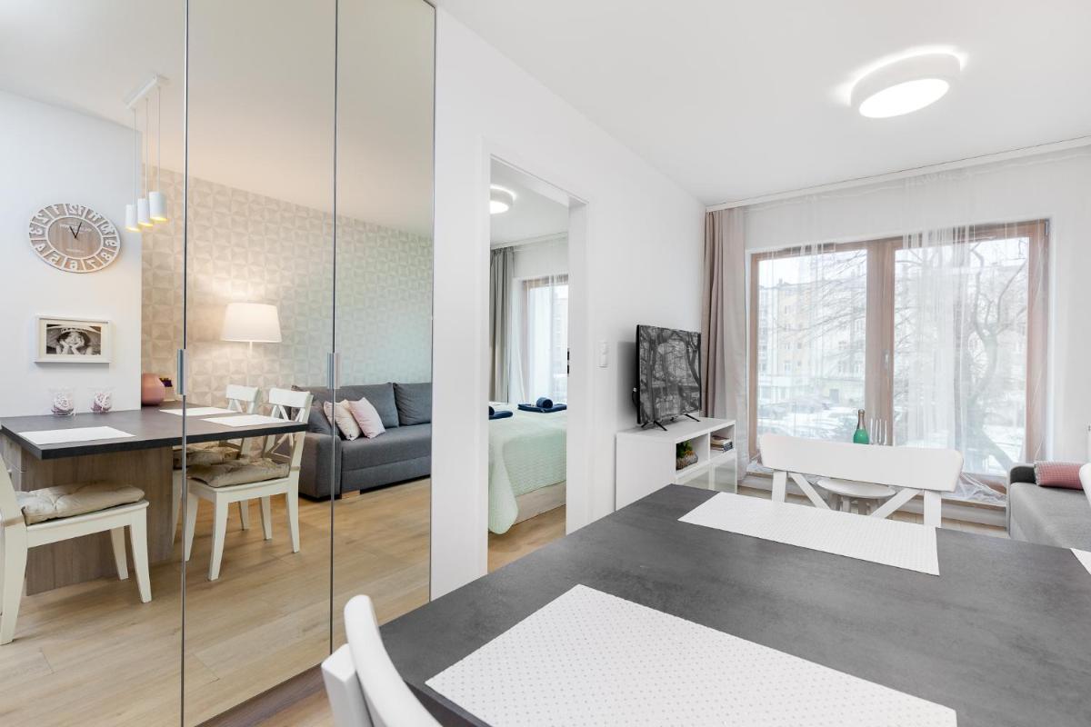 Apartamenty Black&White - Apartament Batory Five - Housity