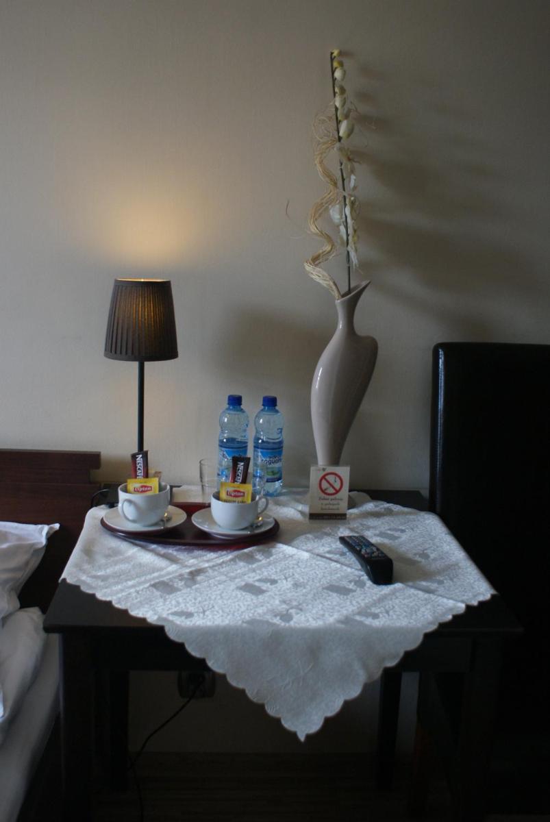 Noclegi M4 - Housity