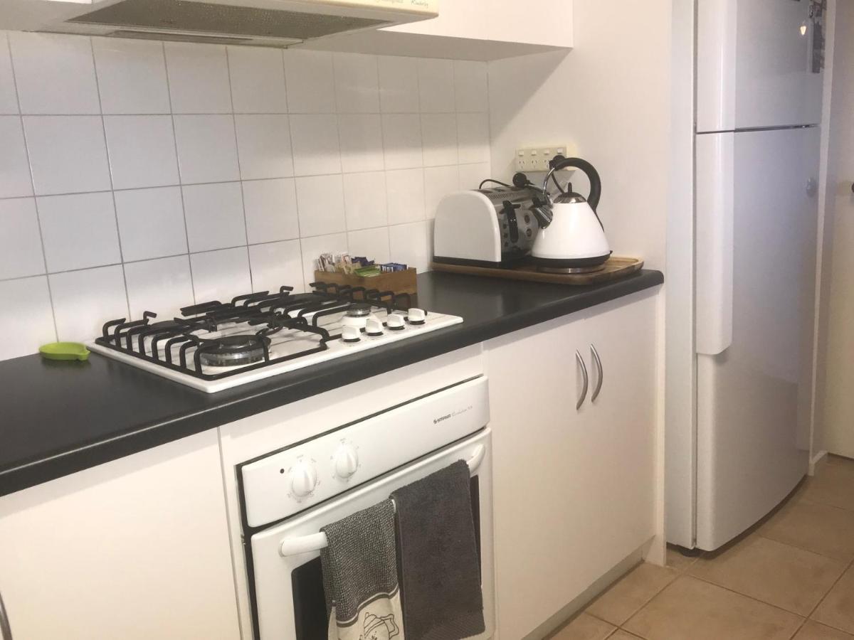 Island Break - Housity