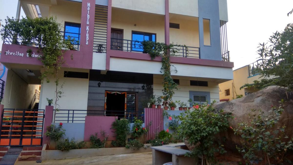 Shreyas Homestay - Housity