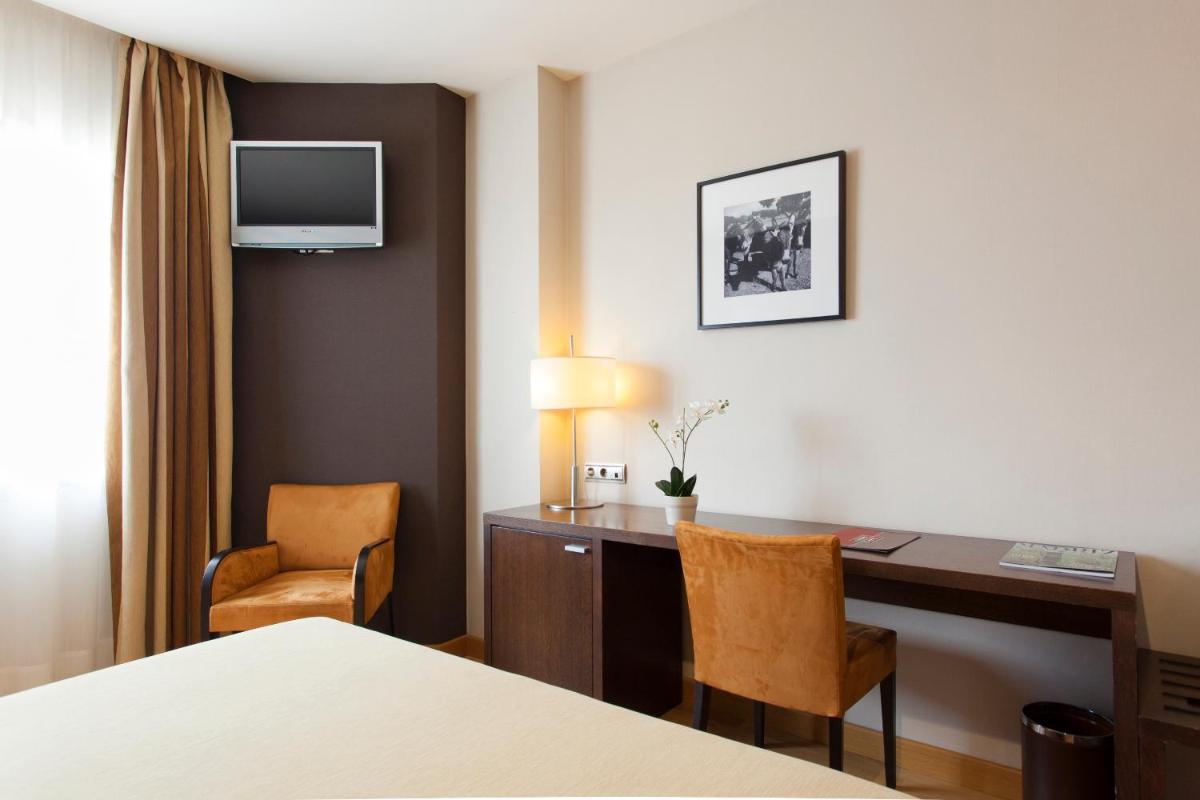 Hotel FC Villalba - Housity