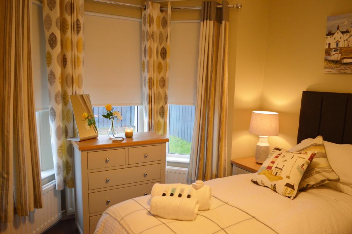 The Captains Cottage, Cushendall - Housity