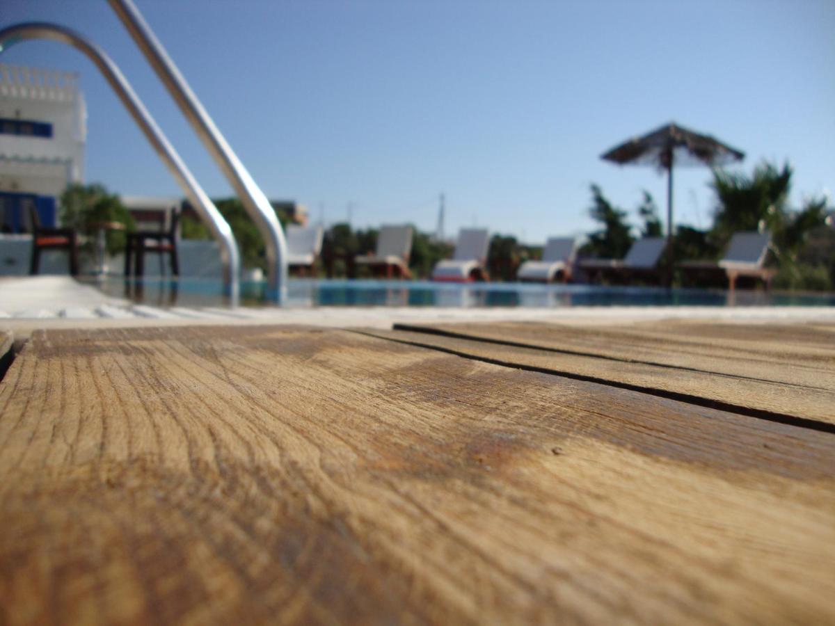 Argo-Milos - Housity