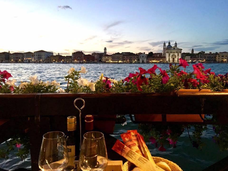 House of Joy - Housity