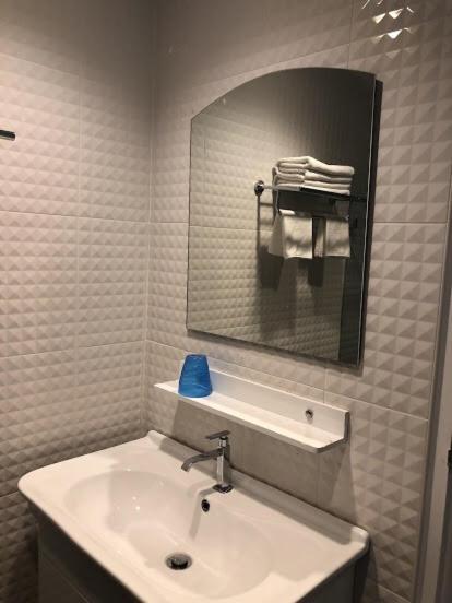 Lew Residence - Housity
