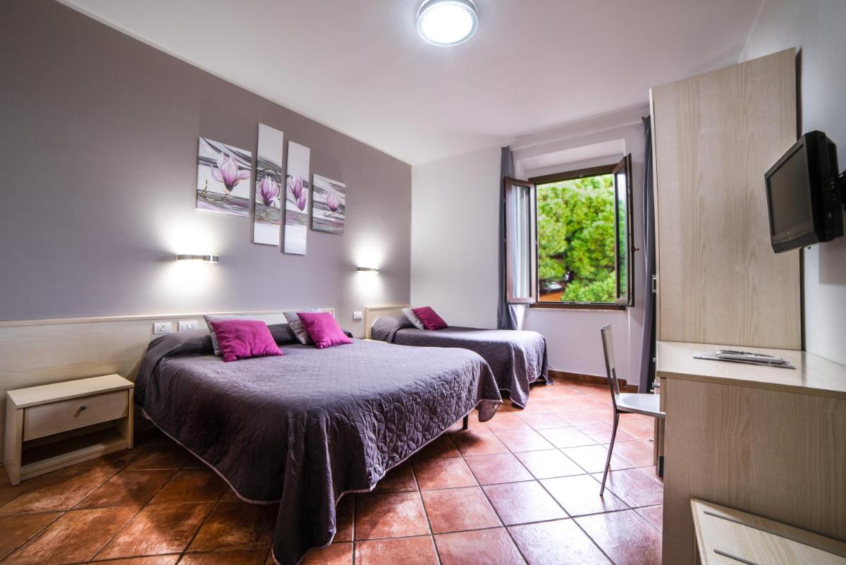 Hotel Moderno - Housity