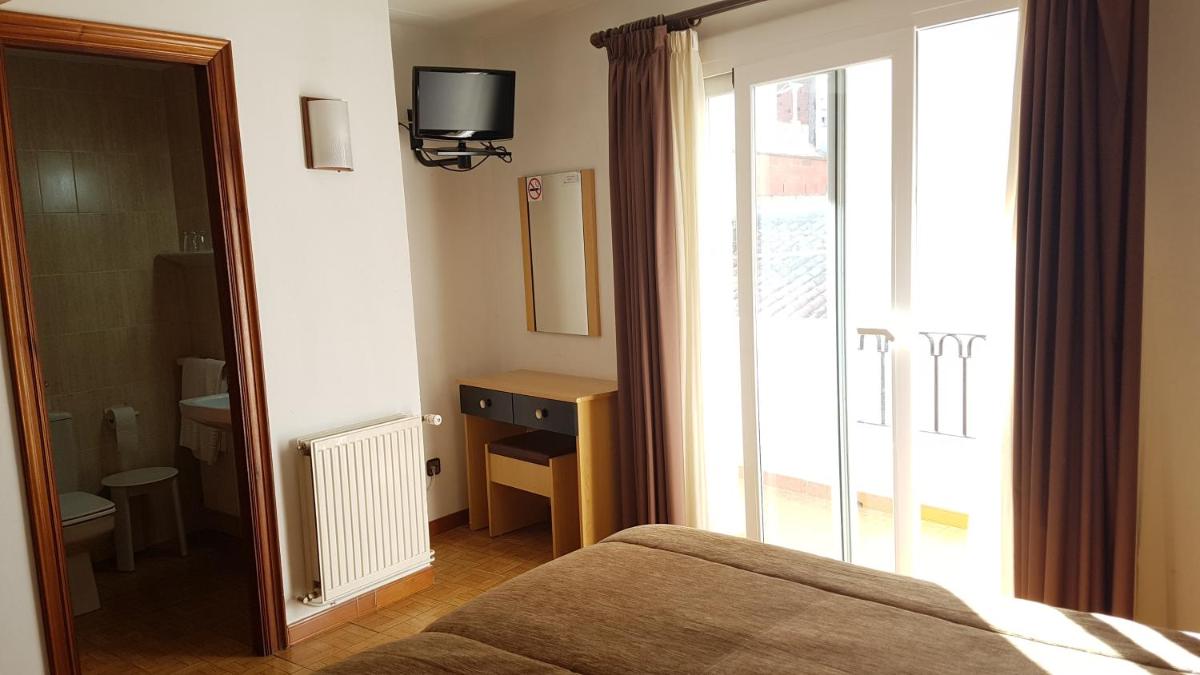 Hotel La Cala - Housity