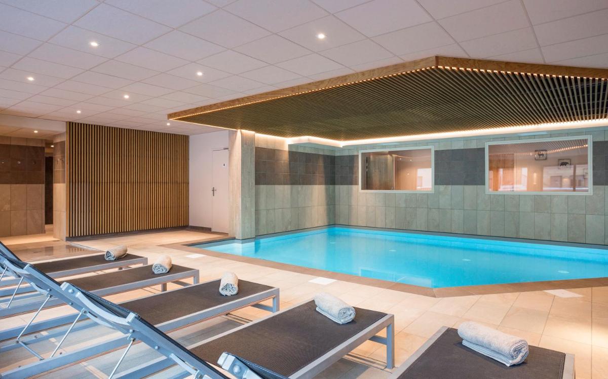 Piscine de l'établissement Résidence Club MMV La Clé des Cimes ou située à proximité