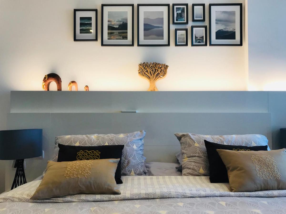 Astra Suites Central - Housity