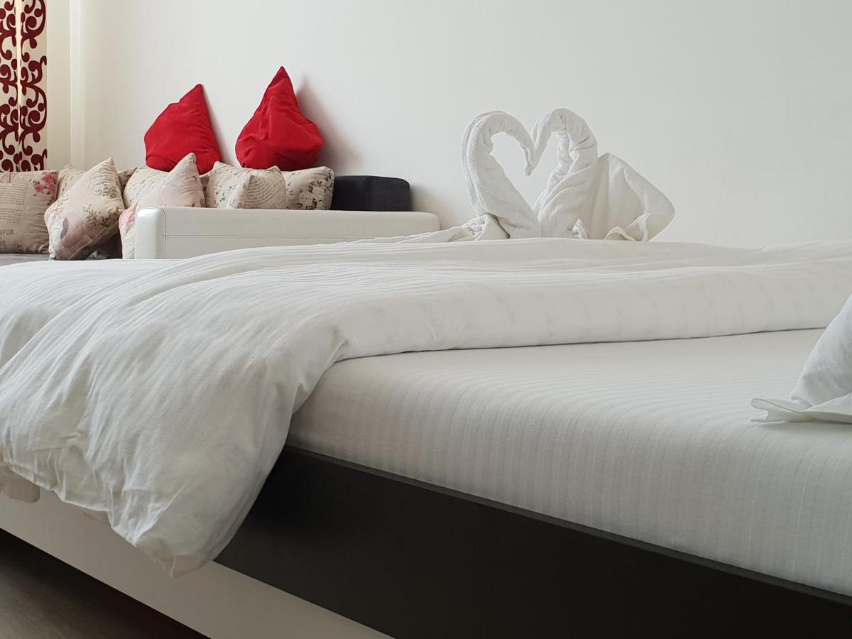 Studio Central - Housity