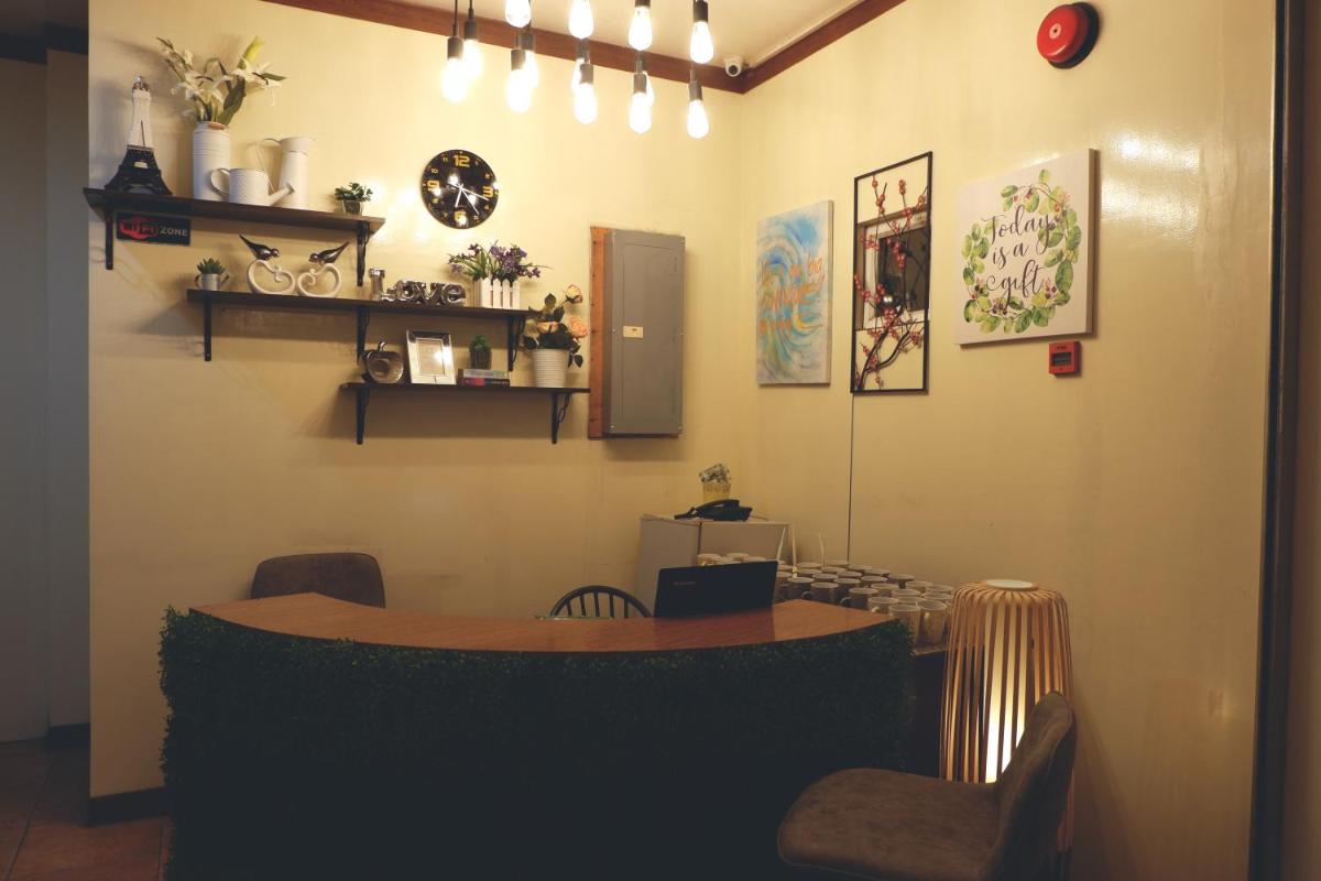 Connecting Flight Mactan Cebu Hostel - Housity