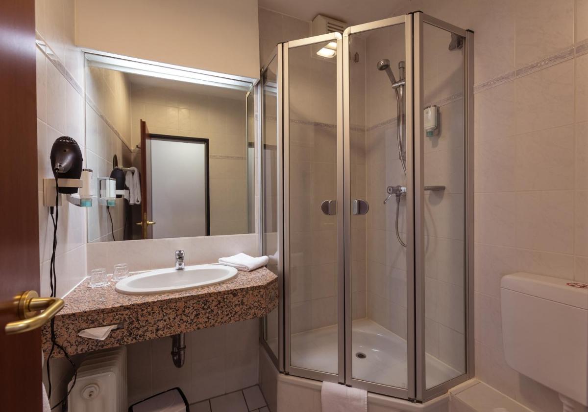 SensCity Hotel Berlin Spandau - Housity