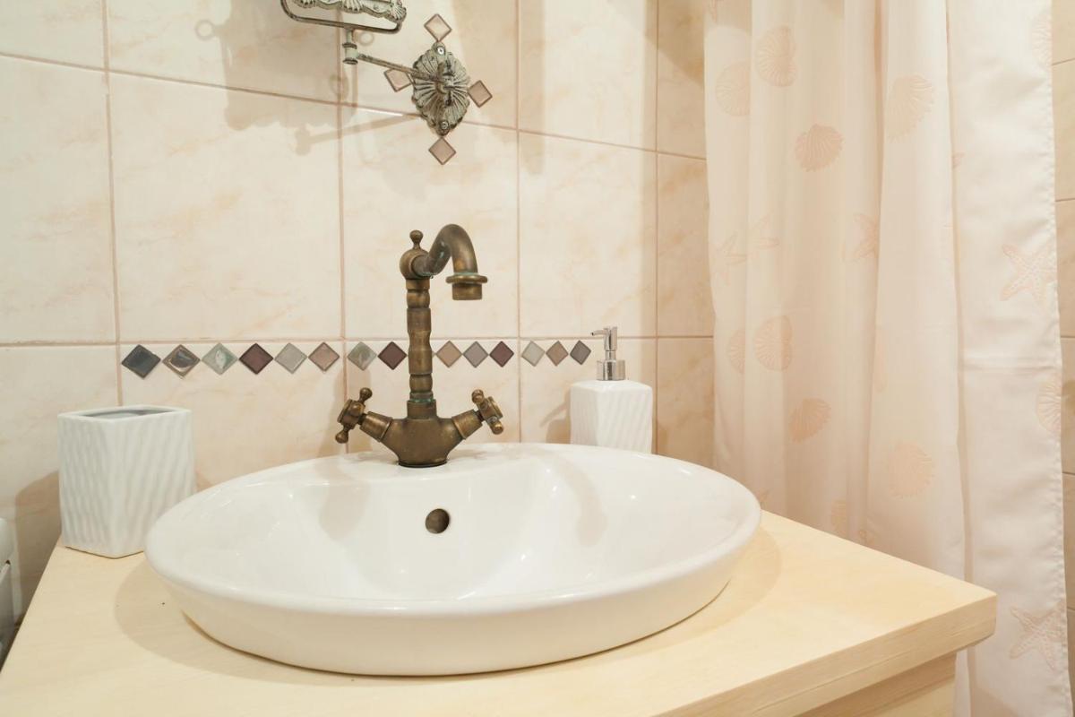 Holiday house Jano in Makarska, jacuzzi - Hizvo