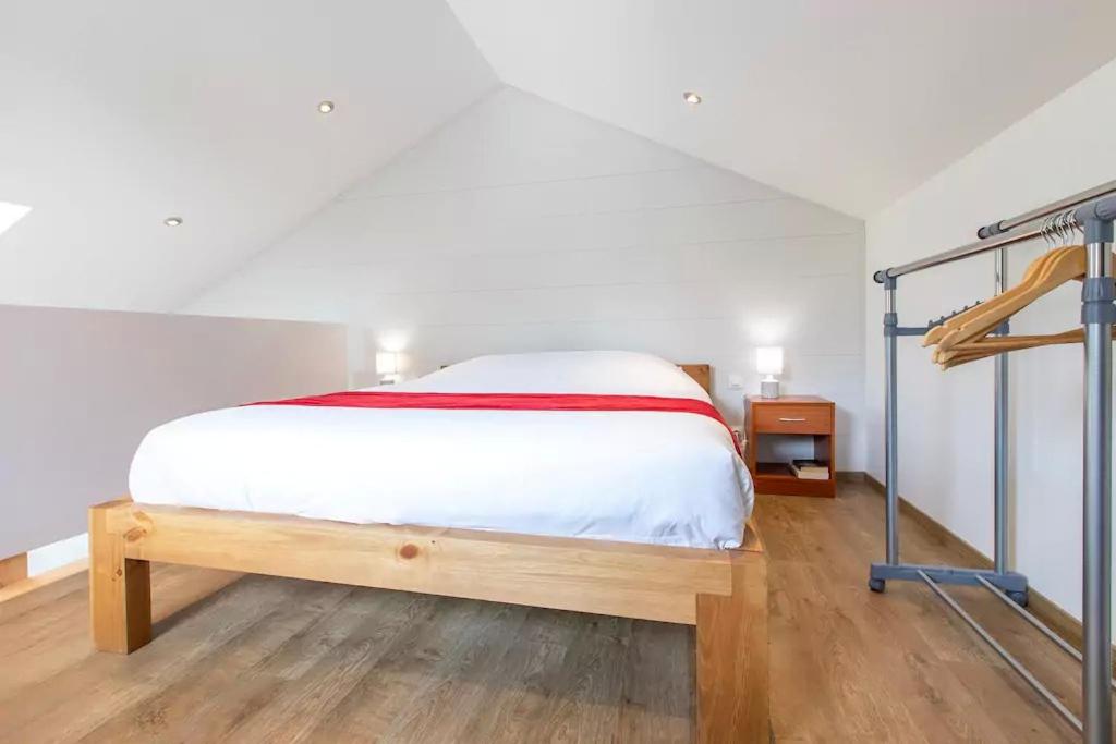 Domaine des Ecuries - Appartements meublés à Talloires - Housity