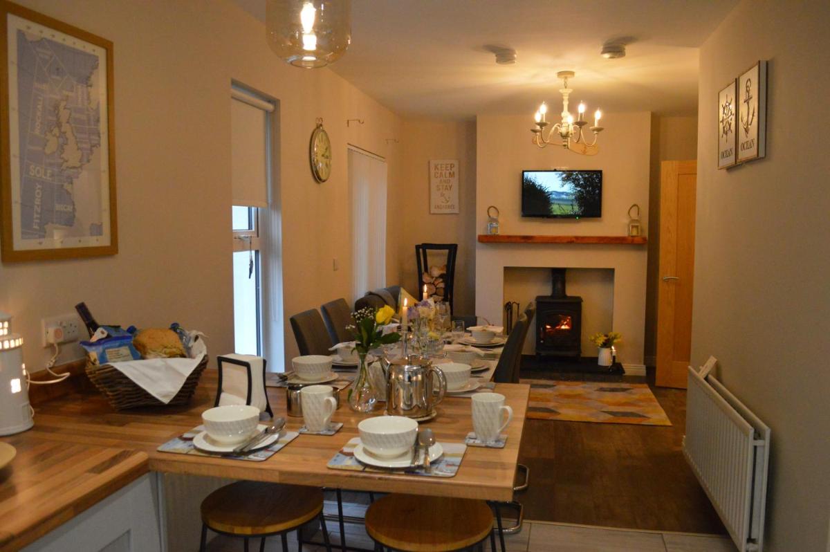 The Captains Cottage, Cushendall - Housity
