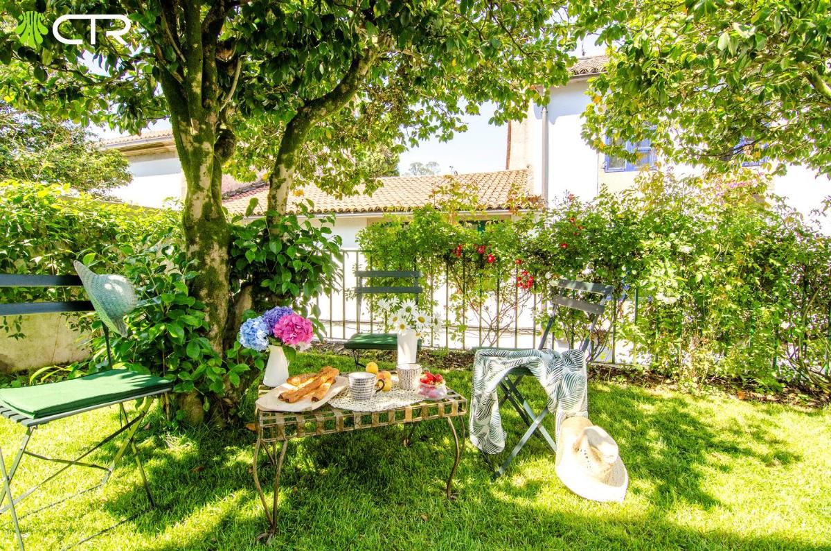 Suitetrails - Next to Cathedral with garden