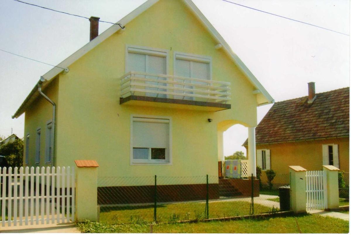 Suitetrails - Nóra Apartman
