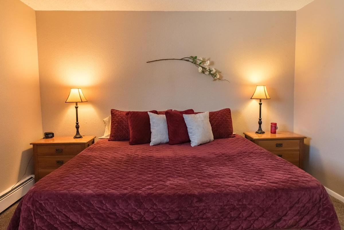 Mountain Song - Housity