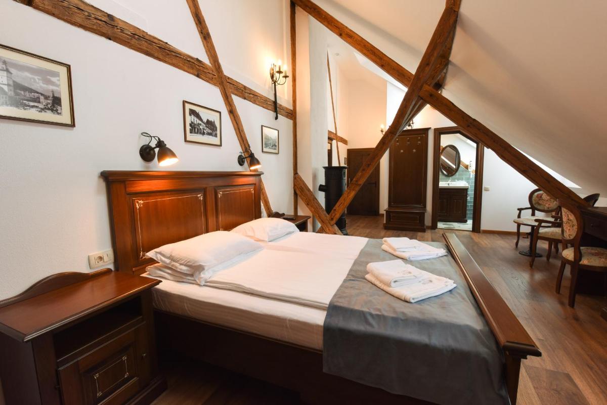 Suitetrails - HOTEL BOUTIQUE CASA CHITIC -HOTEL AND RESTAURANT Str Johann Gott nr7