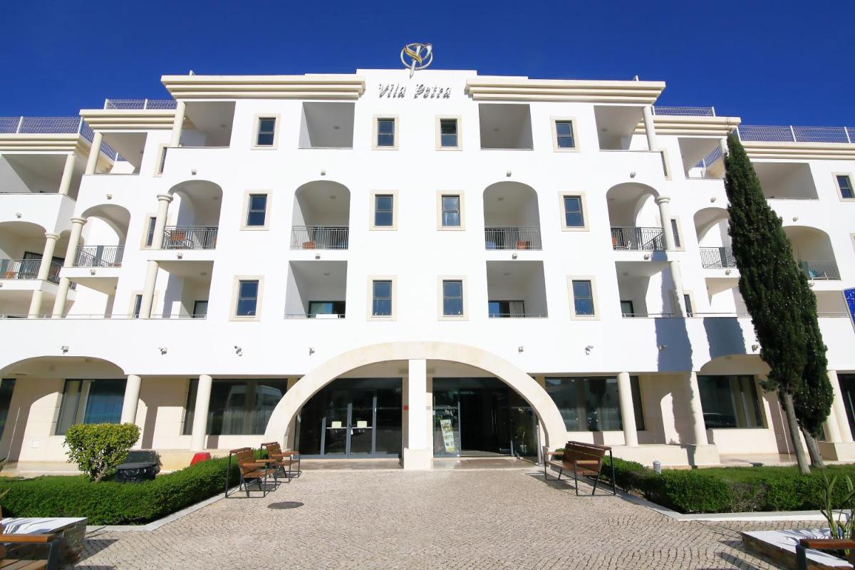O edifício onde o aparthotel está situado