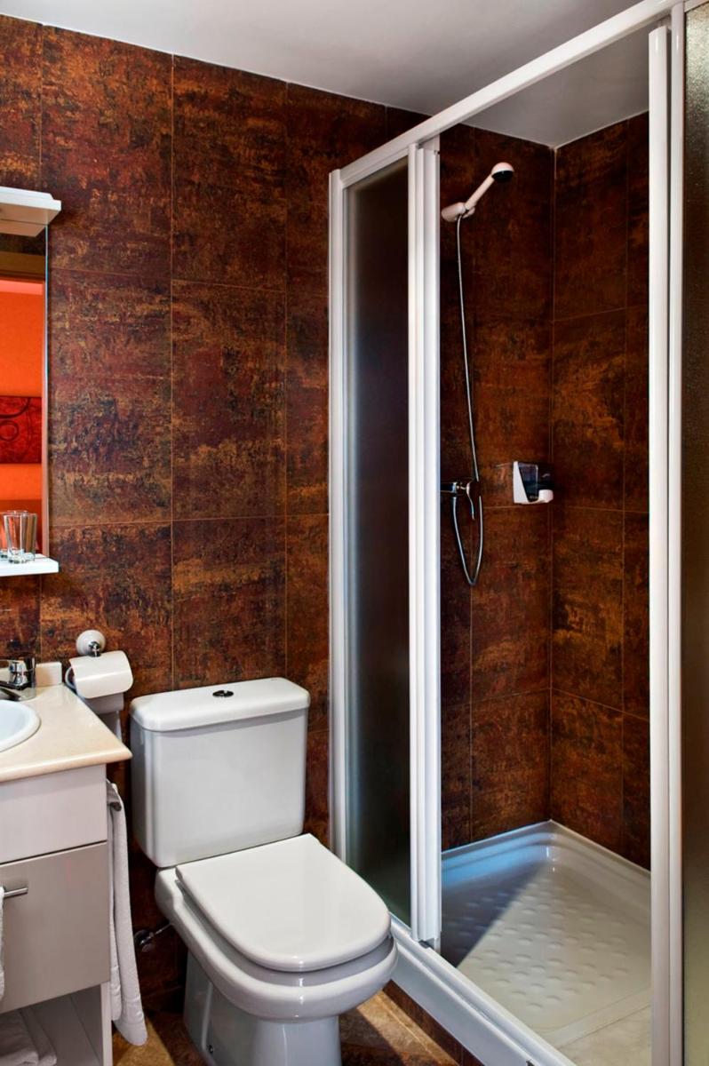 Hostal Villa de Ajalvir - Housity