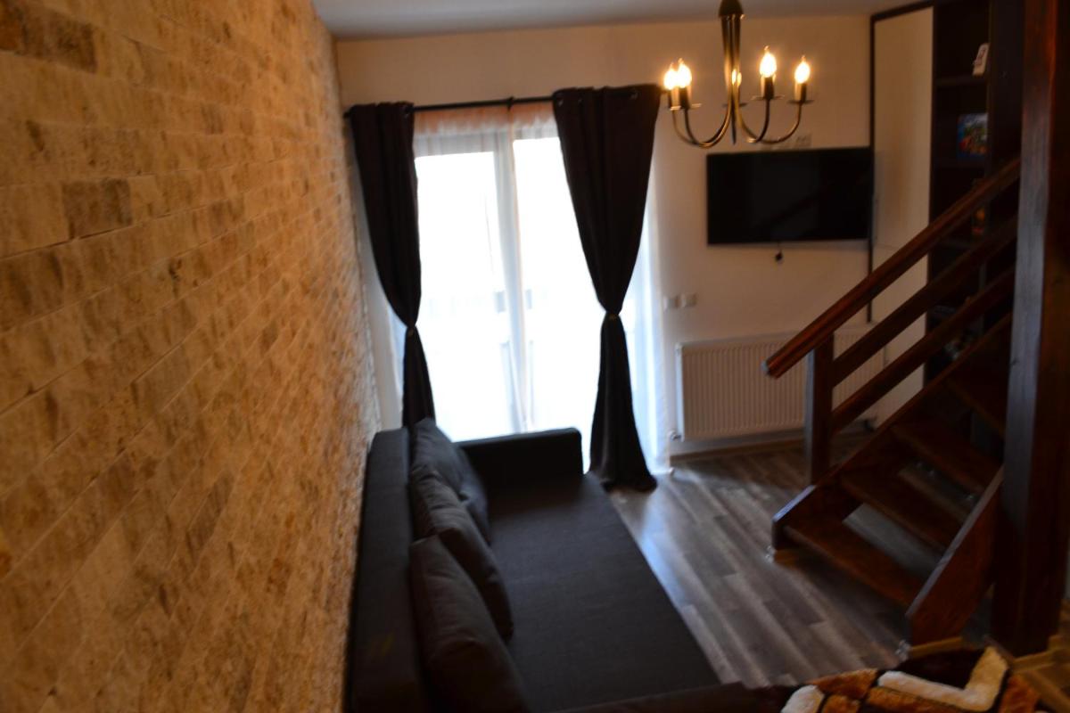 Apartament Golden Rose 1 - Housity