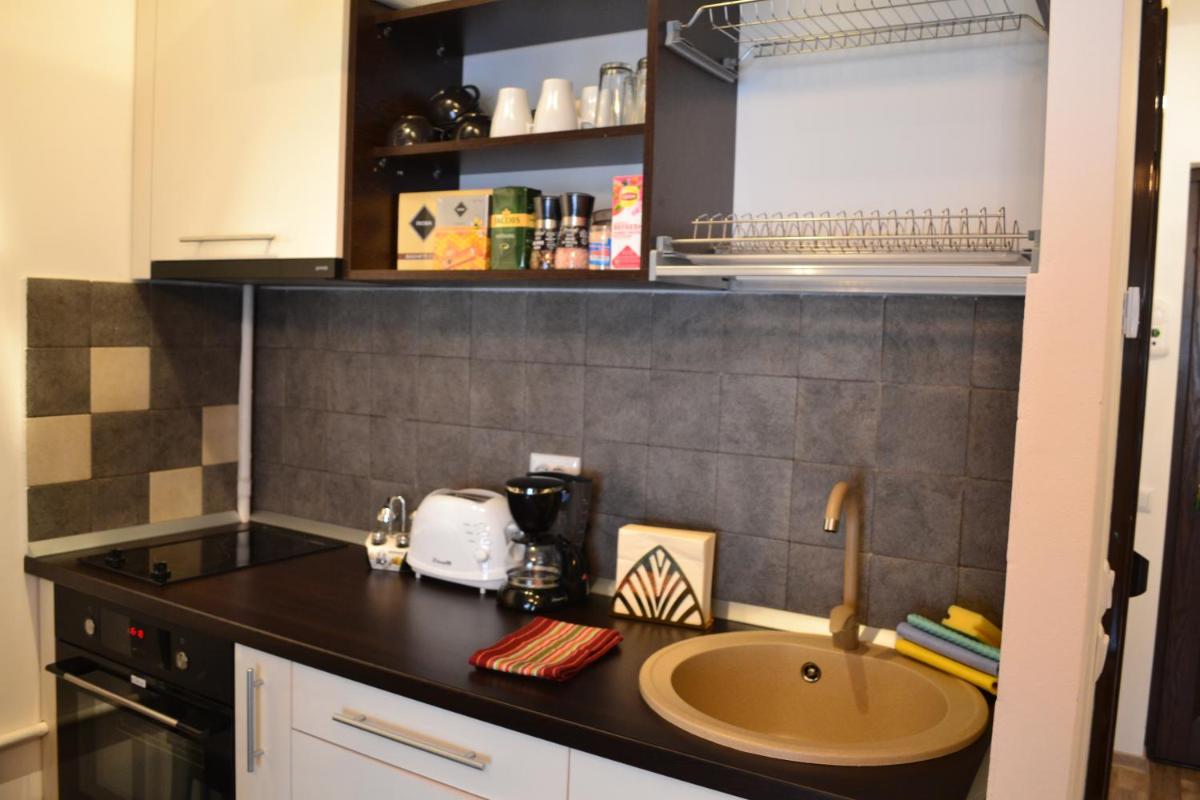 Apartament Golden Rose 1 - Housity