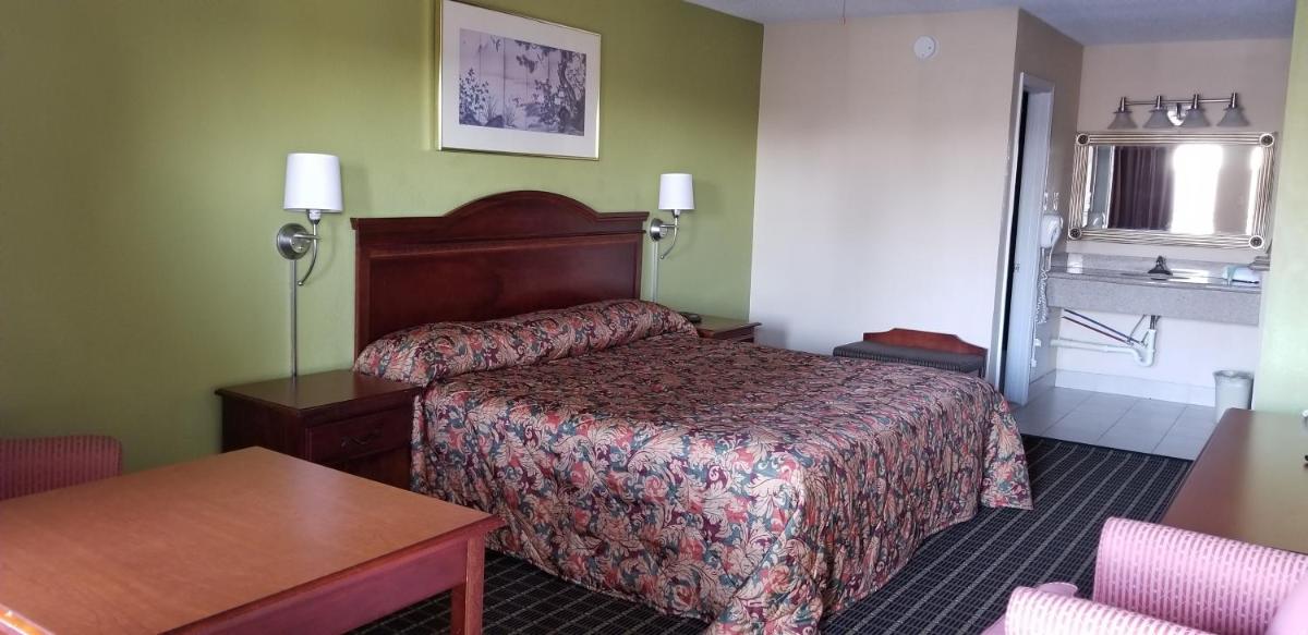 Newport News Inn - Housity