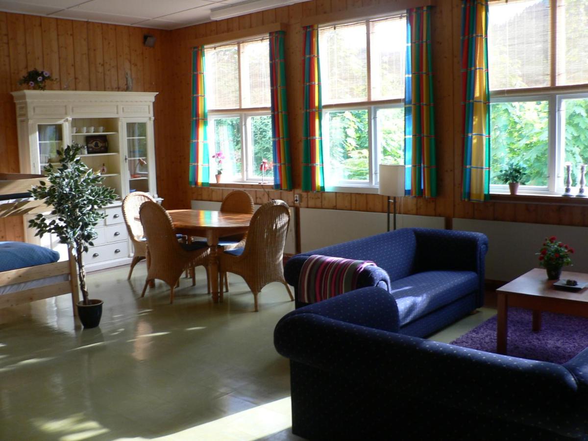 Henseid Skole - Housity