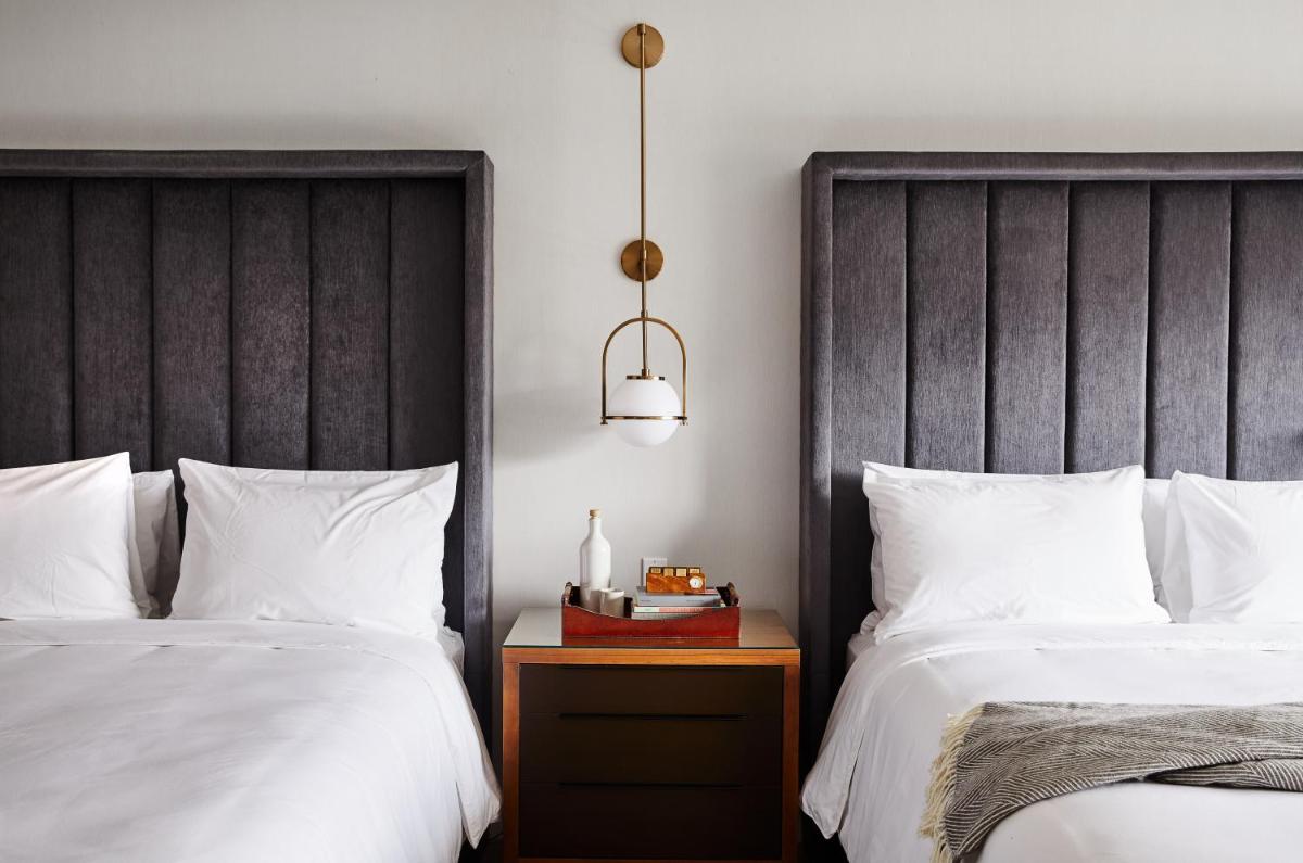The Blake Hotel - Housity