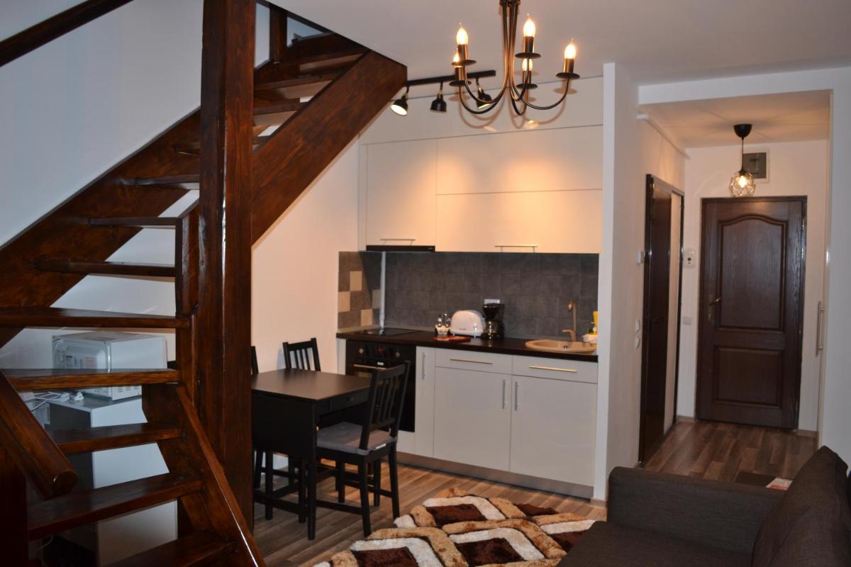 Apartament Golden Rose 1 - Housity