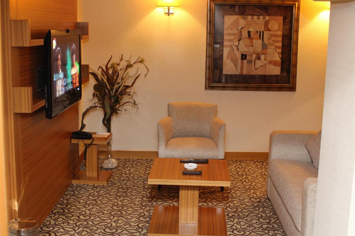 Emir Royal Hotel - Housity
